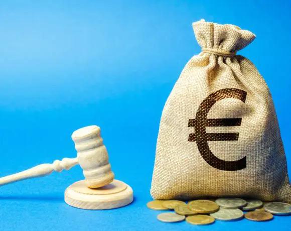 Experian reçoit une amende de 2,7 millions d’euros pour utilisation illégale de données personnelles