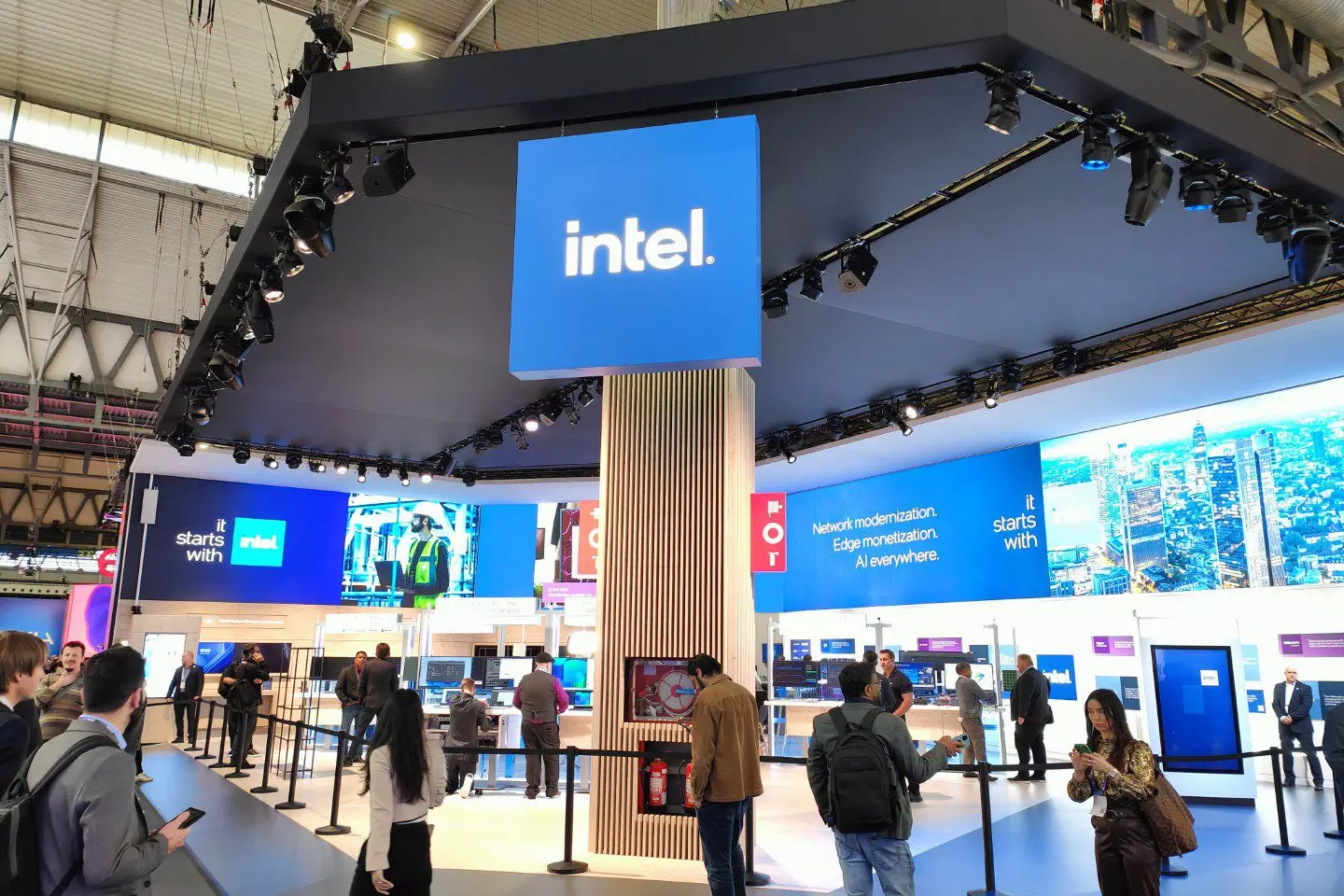 Broadcom et TSMC visent une partie d’Intel