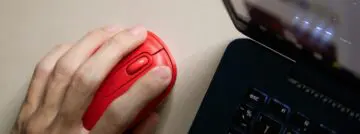 Comment adapter votre souris pour les gauchers ?