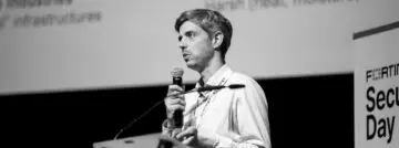 Sécurité des Technologies Operationnelles (OT) en 2025 : pourquoi une défense informée par les menaces est essentielle pour les infrastructures critiques