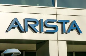 Arista Networks lance des routeurs R4 800G