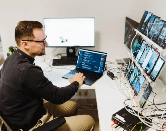 TestDevLab européen racheté par Xoriant aux États-Unis en vue d’une croissance internationale