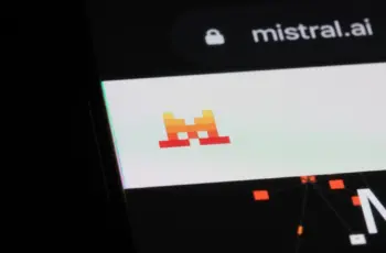 Mistral AI lance Devstral 2 : IA open source pour les développeurs