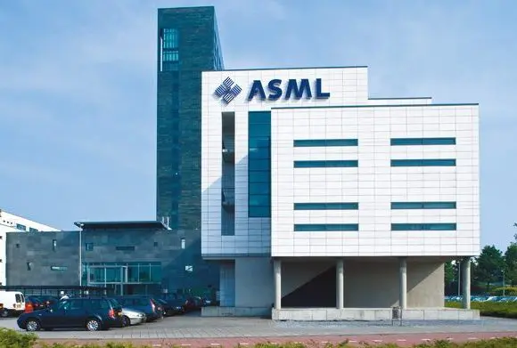 Nederland stelt ASML-verkoop aan China vrij van export-wetgeving